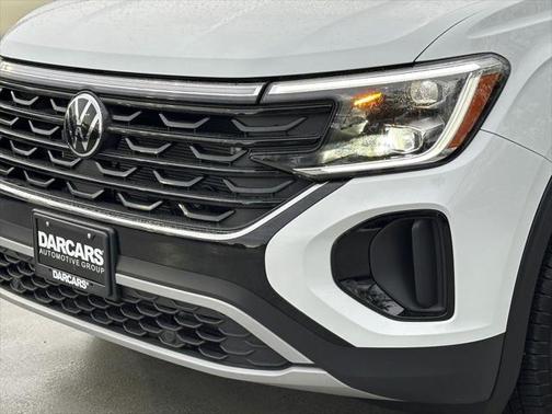 2024 Volkswagen Atlas Cross Sport 2.0T SE