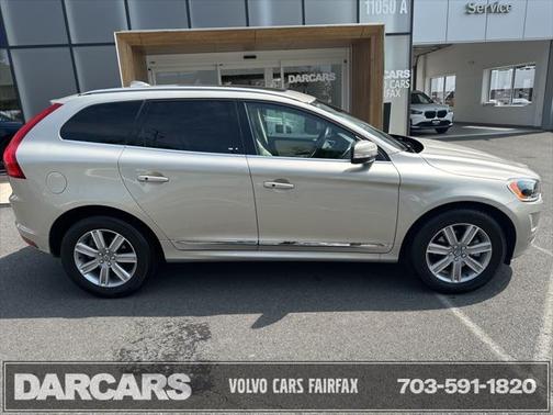 2017 Volvo XC60 T5 Inscription