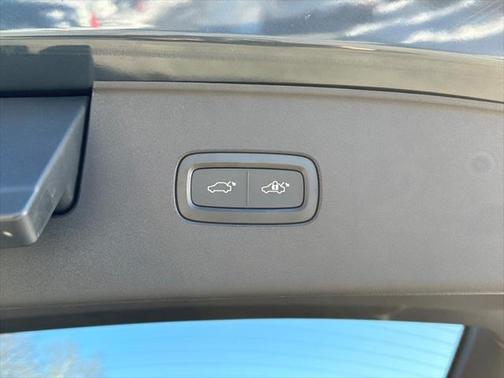 2025 Volvo EX90 Ultra