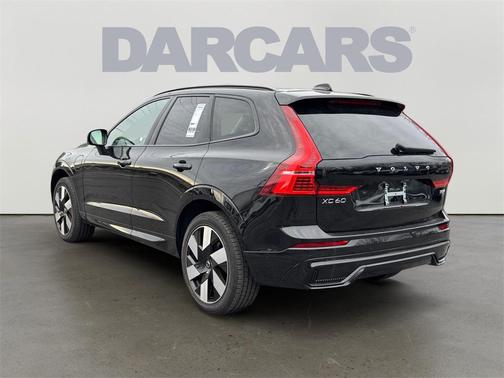 2025 Volvo XC60 Plug-In Hybrid T8 Plus