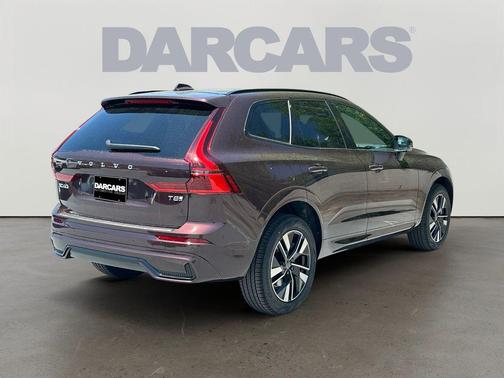 Mulberry Metallic 2026 Volvo XC60 Plug-In Hybrid Plus, T8 AWD Electric/Gasoline, Dark