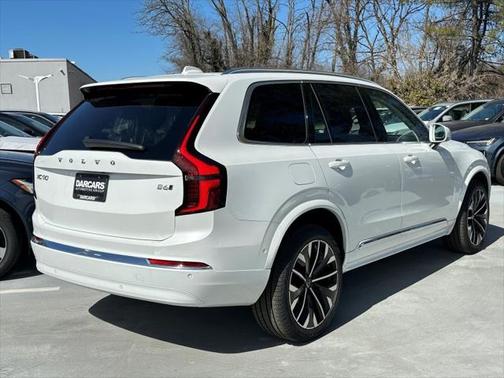 2025 Volvo XC90 B6 Plus 7-Seater