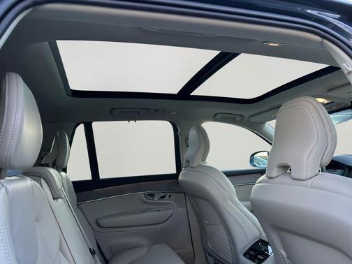 2026 Volvo XC90 B6 Ultra 7-Seater