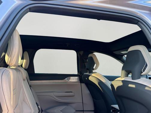 2026 Volvo EX90 Ultra, Twin Motor Performance, Fully electric, 7 Seats