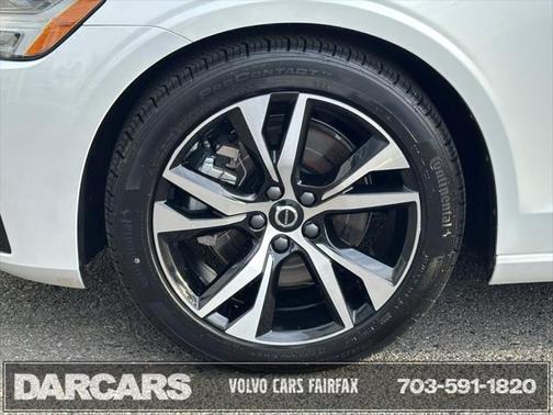2025 Volvo S60 B5 Core