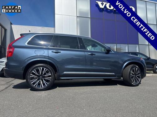 2023 Volvo XC90 Recharge Plug-In Hybrid T8 Plus 6-Seater