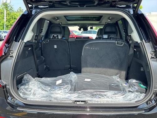 2025 Volvo XC90 B6 Ultra
