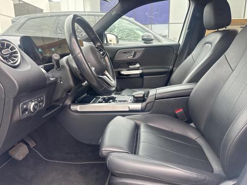 2022 Mercedes-Benz GLB 250 4MATIC