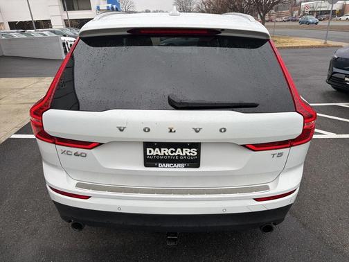 2020 Volvo XC60 T5 Momentum