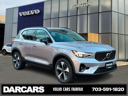 2026 Volvo XC40 B5 Plus