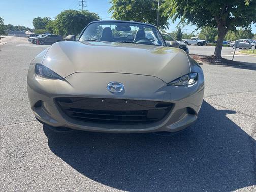 Zircon Sand Metallic 2024 Mazda MX-5 Miata Grand Touring