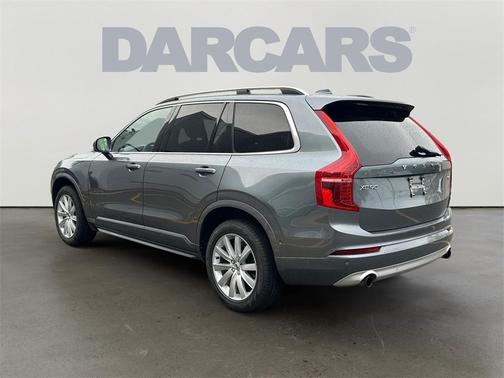 2018 Volvo XC90 T5 Momentum