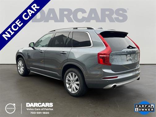 2018 Volvo XC90 T5 Momentum