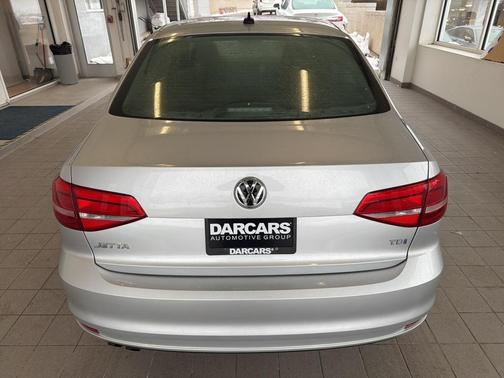 2015 Volkswagen Jetta 2.0L TDI S