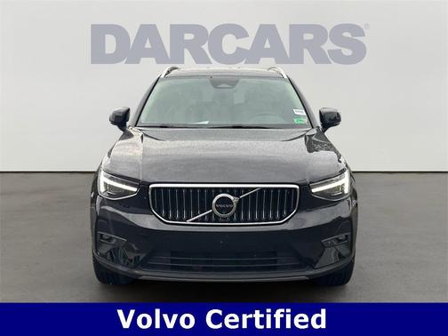 2024 Volvo XC40 B5 Plus Bright Theme