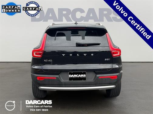 2024 Volvo XC40 B5 Plus Bright Theme