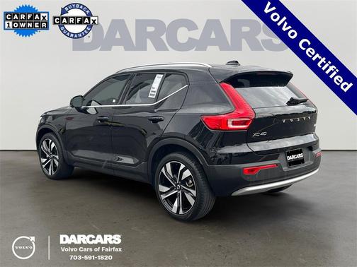 2024 Volvo XC40 B5 Plus Bright Theme