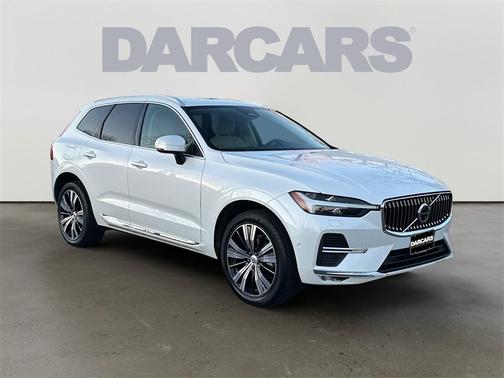 2023 Volvo XC60 B5 Plus Bright Theme