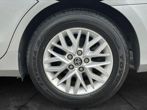 Celestial Silver 2016 Toyota Camry LE