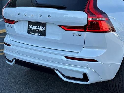 2025 Volvo XC60 Plug-In Hybrid T8 Ultra