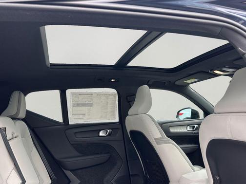 2026 Volvo EX40 Plus, Single Motor Extended Range, Fully electric