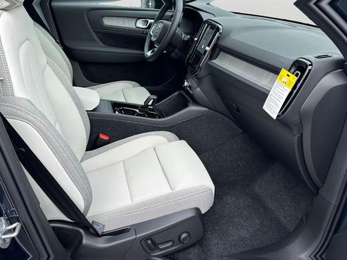 2026 Volvo EX40 Plus, Single Motor Extended Range, Fully electric