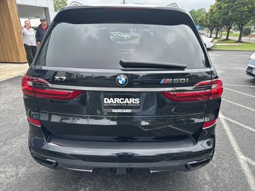 2022 BMW X7 M50i