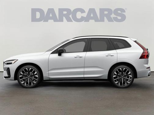 Crystal White Metallic 2026 Volvo XC60 B5 Ultra