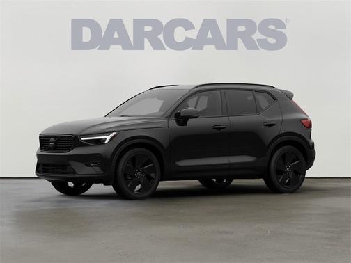 2026 Volvo XC40 B5 Ultra Black Edition