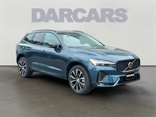 2025 Volvo XC60 B5 Plus