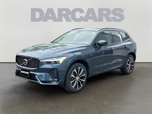 2025 Volvo XC60 B5 Plus