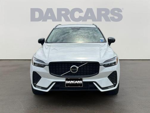 Crystal White Metallic 2023 Volvo XC60 B5 Plus Dark Theme
