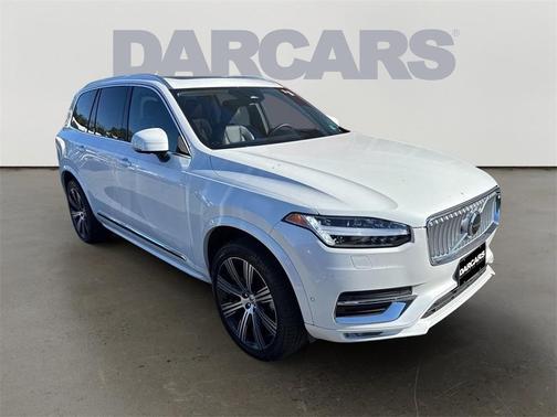 2024 Volvo XC90 B6 Ultimate Bright Theme 6-Seater