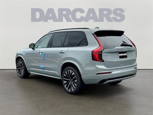 2026 Volvo XC90 B6 Ultra Dark Theme 6-Seater