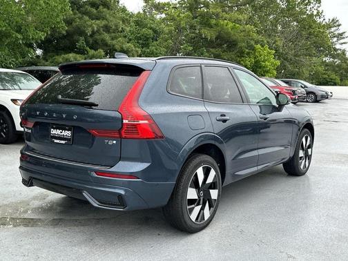 2025 Volvo XC60 Plug-In Hybrid T8 Plus