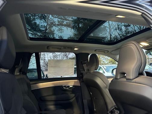 2026 Volvo XC90 B6 Plus 6-Seater