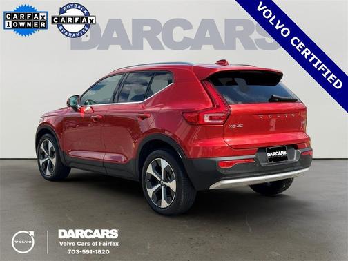2023 Volvo XC40 B5 Plus Bright Theme