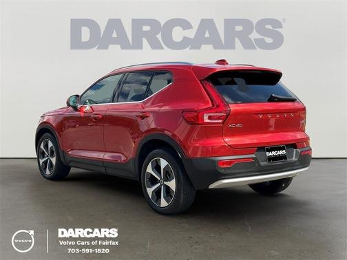 2023 Volvo XC40 B5 Plus Bright Theme