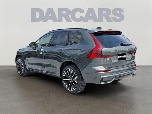 Forest Lake 2026 Volvo XC60 Plug-In Hybrid Ultra, T8 AWD Electric/Gasoline, Dark