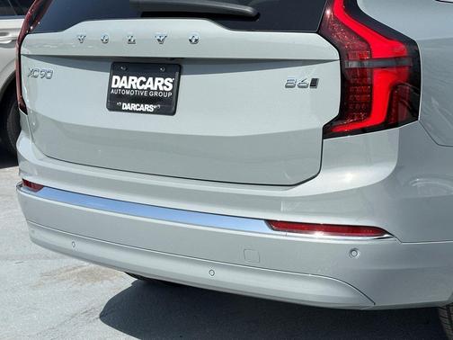 2025 Volvo XC90 B6 Ultra