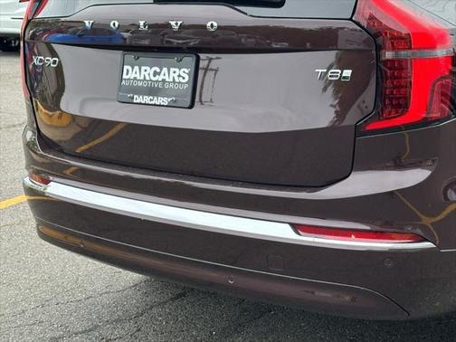 2025 Volvo XC90 Plug-In Hybrid T8 Plus 7-Seater