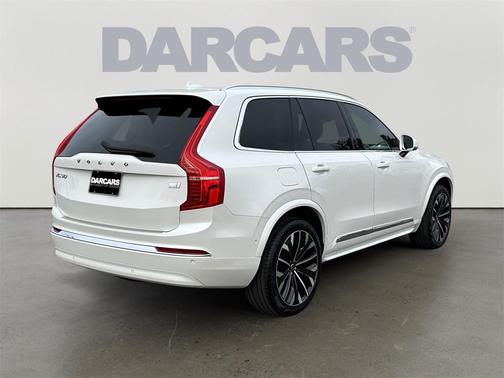 2023 Volvo XC90 Recharge Plug-In Hybrid T8 Plus Bright Theme 7-Seater