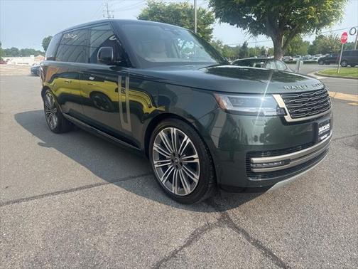 2025 Land Rover Range Rover P400 SE 7 Seat