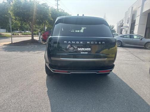 2025 Land Rover Range Rover P400 SE 7 Seat