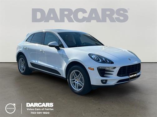 2017 Porsche Macan Base
