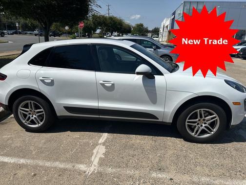 2017 Porsche Macan Base