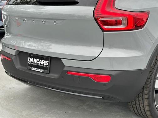 2025 Volvo EX40 Single Motor Extended Range Plus