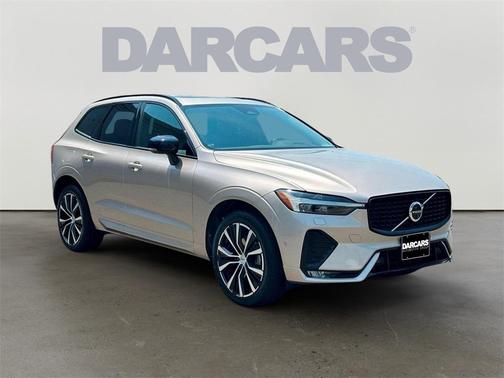 2023 Volvo XC60 B5 Plus Dark Theme