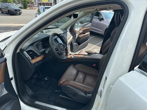 2018 Volvo XC90 Hybrid T8 Inscription