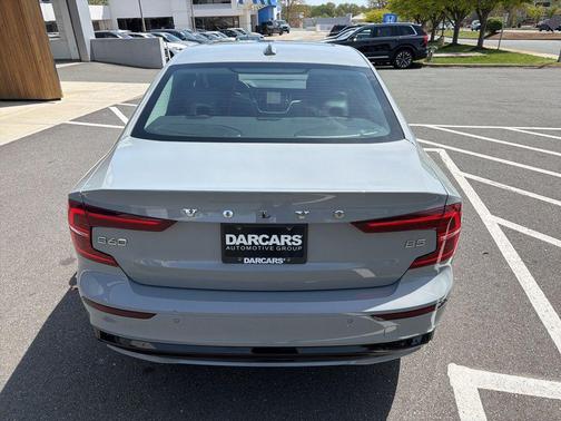 Vapour Grey Metallic 2025 Volvo S60 B5 Core